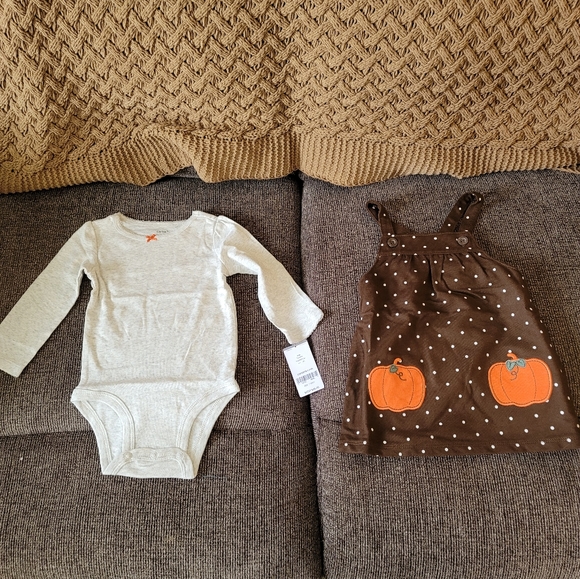 Carters Fall Set 9 months - Picture 2 of 5